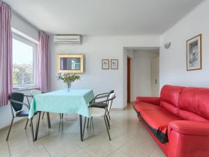 Apartment Nika-1 by Interhome 