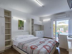 Apartment Nika-11 by Interhome