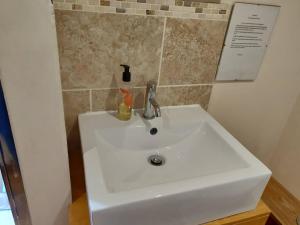 Whitehouse Cottage - Great Paxton