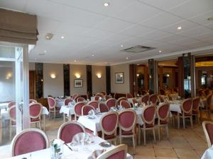 Hotels Hotel Des Tilleuls : photos des chambres