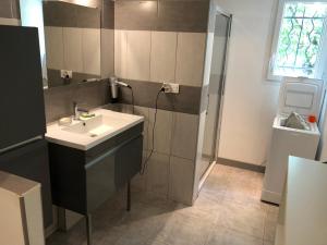 Jolie petite maison en Ardèche du sud