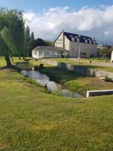 Hotels Le Moulin de la Renne : photos des chambres