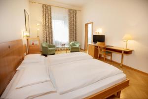 Classic Double Room room in Hotel Gollner