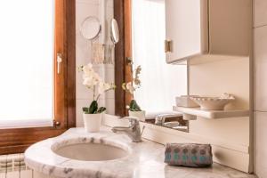 Apartment room in Vivaldi & Violino