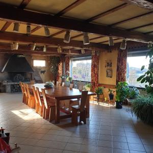 B&B / Chambres d'hotes Les Tables Aux Vaches - Maison d'Hotes - Table d'Hotes sous conditions : photos des chambres