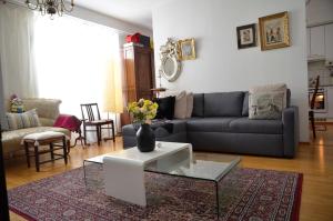 BEAUTIFUL SEASIDE TOWN Apartment with SAUNA and on-premise RESTAURANTS GYM ,SUPERMARKET