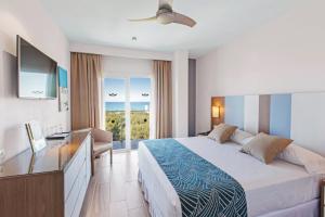 Hotel Riu Festival