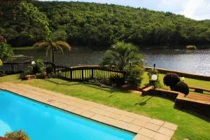 Bass Lake Country Lodge - Tweefontein
