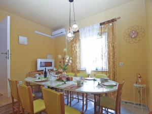 House Vesna 1479