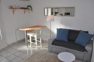 Appartements Appartement cosy refait a neuf au coeur de Saint Nazaire a 300m du front de mer : photos des chambres