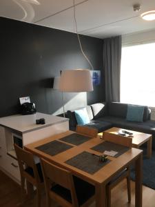 Premium Chalet 4109 Blue