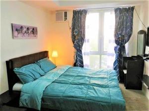 Studio Condominium - Short and Long Term Staycation