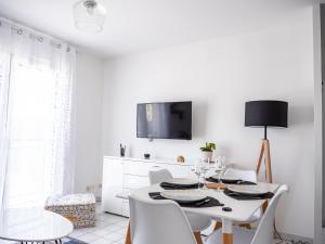 Gîte Club House 2 & 3 Gîte CARQUEFOU Centre