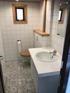 Chalet westerham