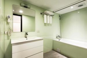 Phòng Ba Người (Triple Room)