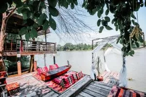 The Antique Riverside Resort - Nakhon Pathom
