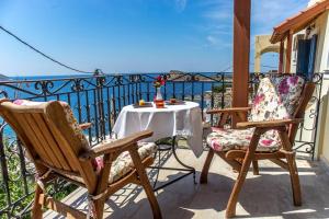 Two space romantic Honeymoon with amazing seaview at Melina's sunset Kalymnos Greece