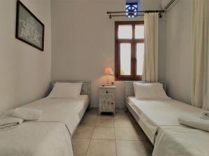 Pallada Rooms Tinos Greece
