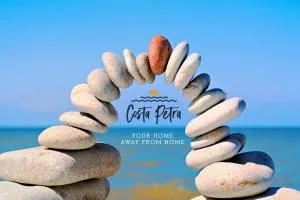 Costa Petra - Luxury Seaside Cottage with Garden - Vacation House for families in Greece - Néa Meságkala