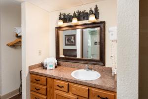 Creekstone Inn