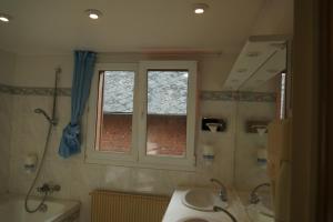 Hotels Hotel La Diligence : photos des chambres