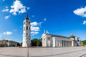 Penthouse Apartment with Great Panoramic City View