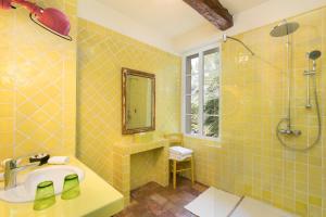 Domaine du Clos dAlari-chambres dhôtes au milieu des vignes