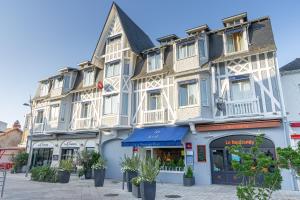 Hotels Cit'Hotel Normandy Hotel Pornichet La Baule : photos des chambres