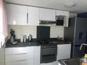 Bungalow moderne proche étang et mer - 卡斯特拉斯