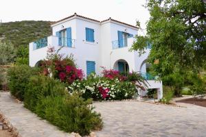 Grand Bleu Apartments & Villas Argolida Greece