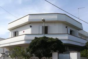 ottima location presso lido tabù