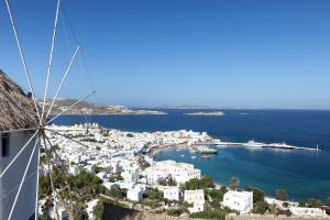 Castle Panigirakis hotel, 
Mykonos, Greece.
The photo picture quality can be
variable. We apologize if the
quality is of an unacceptable
level.