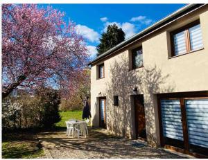 Maisons de vacances Gite Magnolia Chatenois ALSACE : photos des chambres