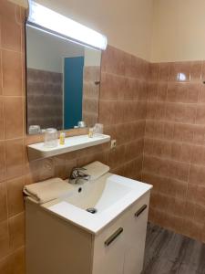 Hotels Hotel Bains Sarrailh : Chambre Double