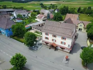 Landgasthof zur Sonne - Emmingen-Liptingen
