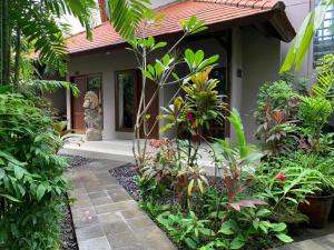 Taman Harum Cottages