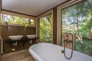 Family Room room in Garmen Hills Complex