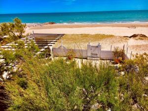 Villas Mas Andalou Fabuleuse premiere ligne de mer, plage privative : photos des chambres