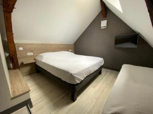 Hotels LOGIS - Hotel Saint Nicolas : photos des chambres