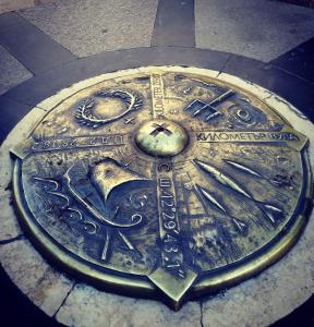 Super Center-Huge 2 bedrooms Apartment