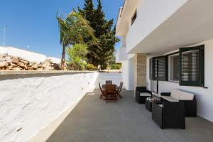 Two-Bedroom Apartment room in Casetta di Anna