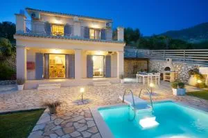 Trapezaki Villas, Seafront Accommodation - 特拉佩扎奇