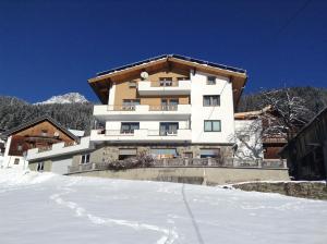 Haus Bergheimat - 4-star hotels in Kappl