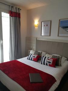 Hotels Hotel de la Plage : photos des chambres