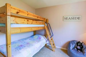 Holiday Home room in Green Whale