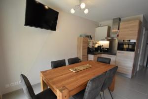 Maisons de vacances VAUJANYLOCATIONS - Domaine du Patre : photos des chambres