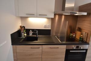 Maisons de vacances VAUJANYLOCATIONS - Domaine du Patre : photos des chambres