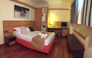 贝斯特韦斯特黛卡瓦勒瑞酒店 - 巴列塔