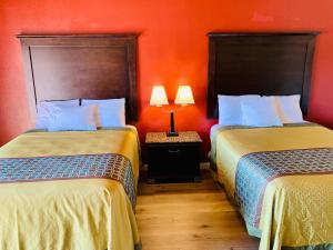 Rodeway Inn Fallbrook Downtown