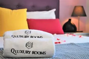 Q Luxury Rooms Paleros - 米提卡斯